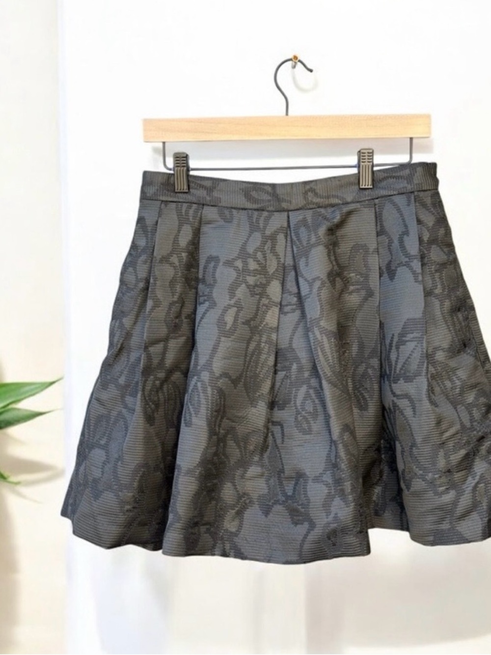 Banana Republic Factory NWT Floral Pleated Skirt 6P